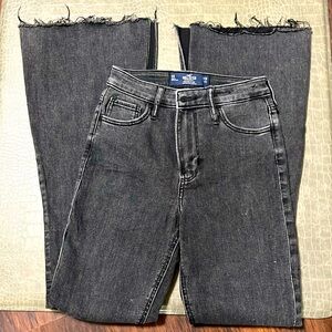 Hollister